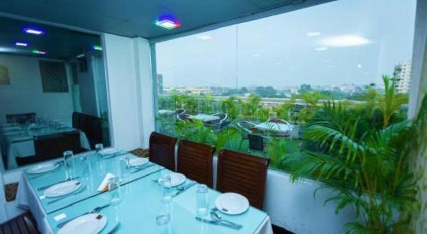 Grand Dhaka Hotel Exterior photo