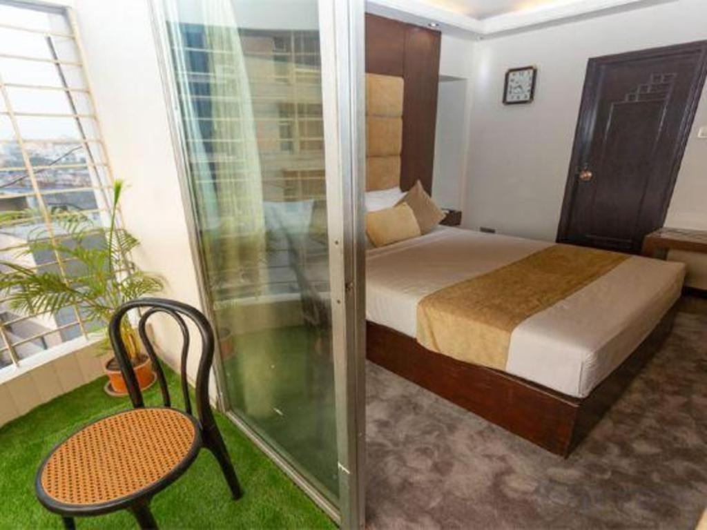 Grand Dhaka Hotel Exterior photo